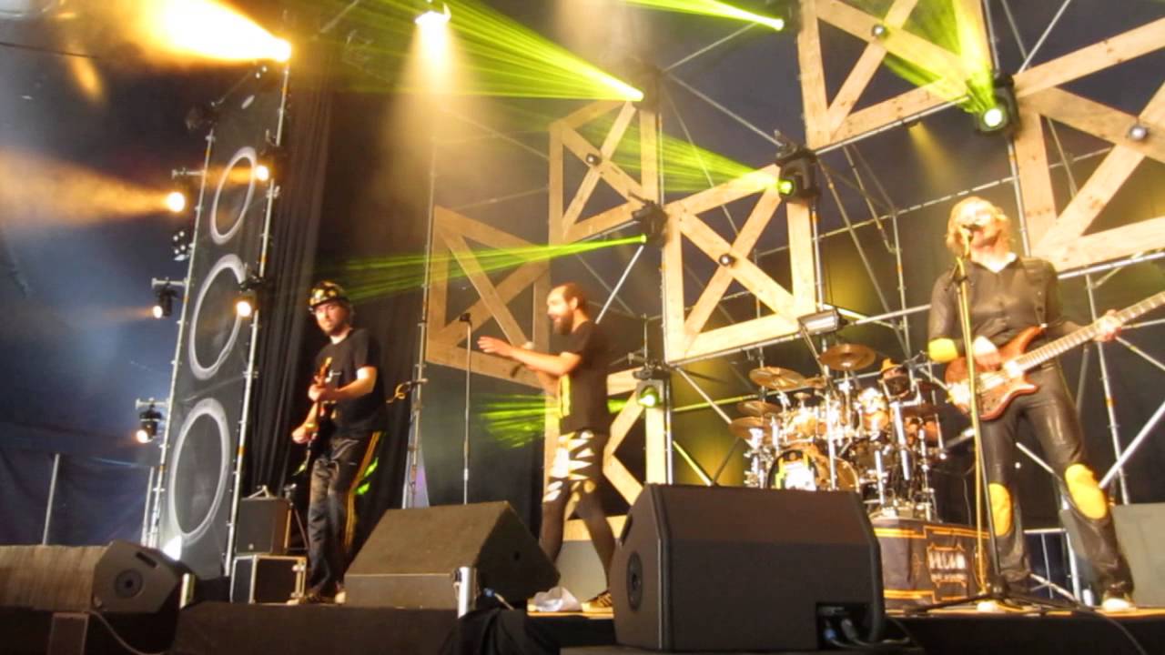 Plork en de Aannemers Jij daar in de radio live Graanpop Fijnaart YouTube Plork en de Aannemers Jij daar in de radio live Graanpop Fijnaart YouTube