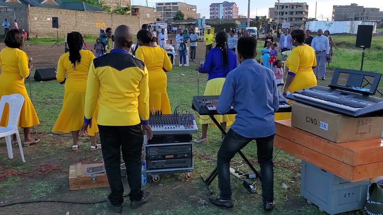 Shoking As LeviPro Did This On Piano At Crusade 😱😱😱