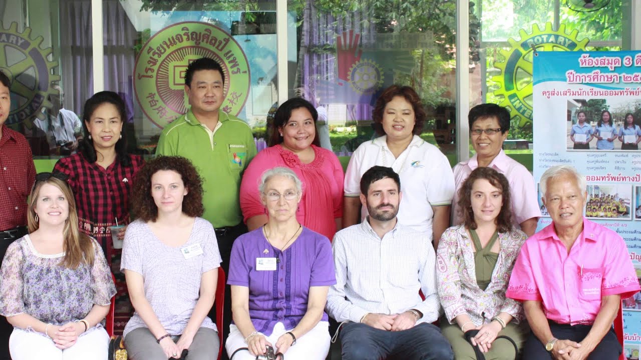 VTRโรงเรียนเจริญศิลป์จังหวัดแพร่2558