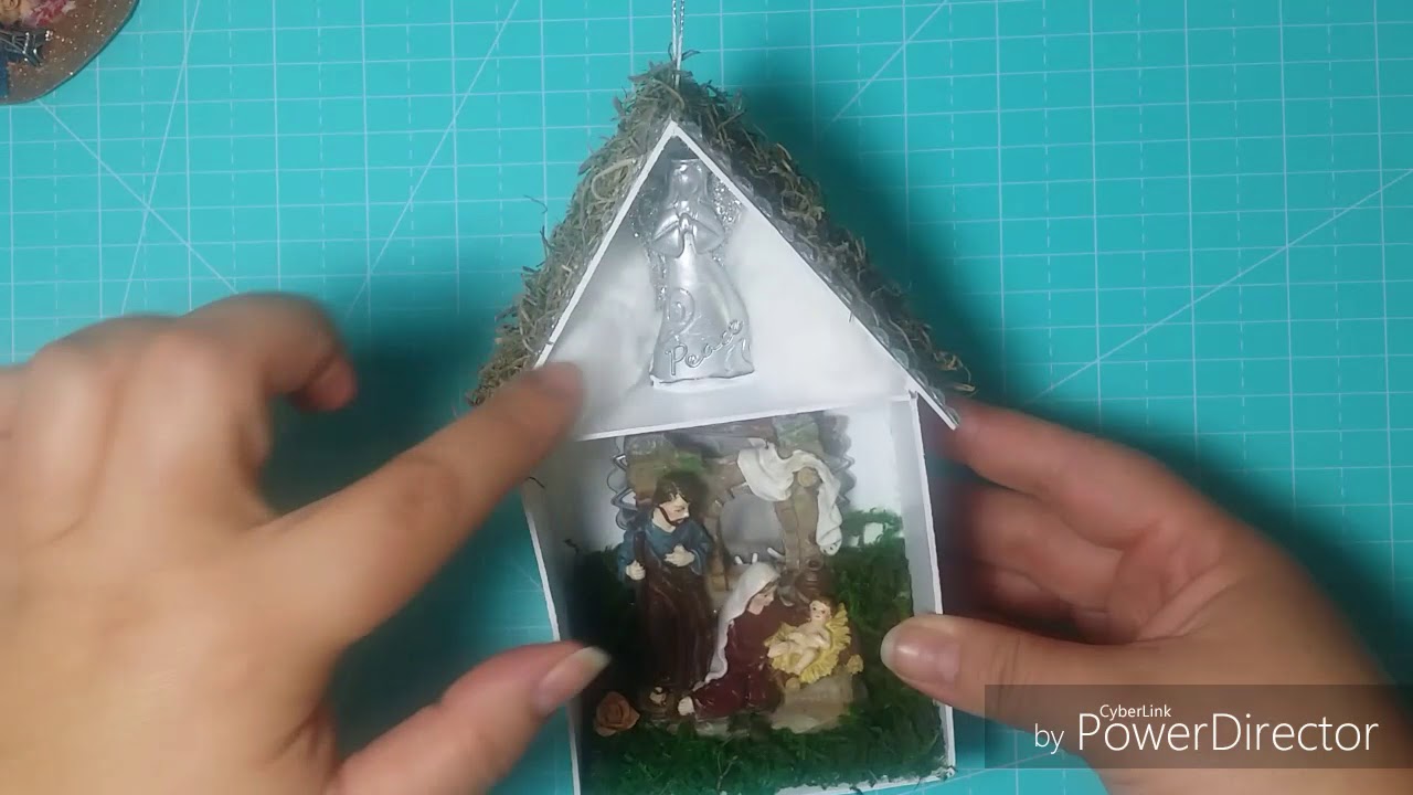 Holly Jolly XMas Hop 2017 scrapbook paper