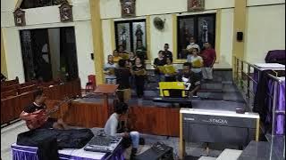 Mari Kita Pergi Ke Rumah Tuhan, (PS Gita Caritas) gaya/motif: Sikka Oa Mbele.