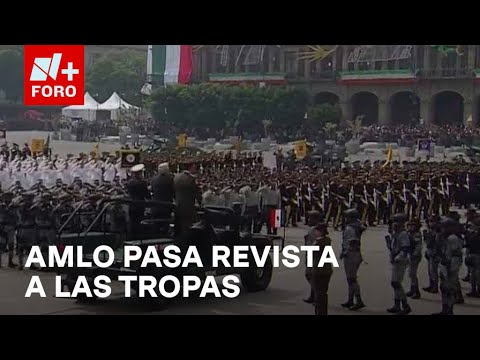 AMLO pasa revista