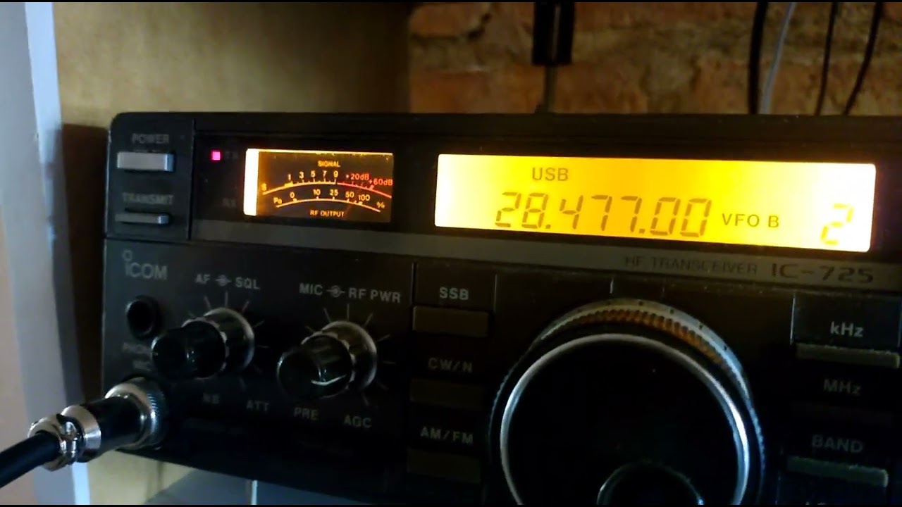 Icom IC 725  qso con K3LR.