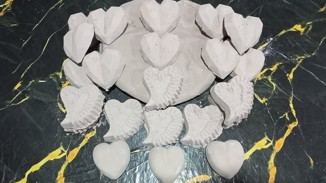 🤤Gray Homemade Gym Chalk Hearts Variety Crush | ASMR | Oddly Satisfying | Sleep Aid | Stress Relief 