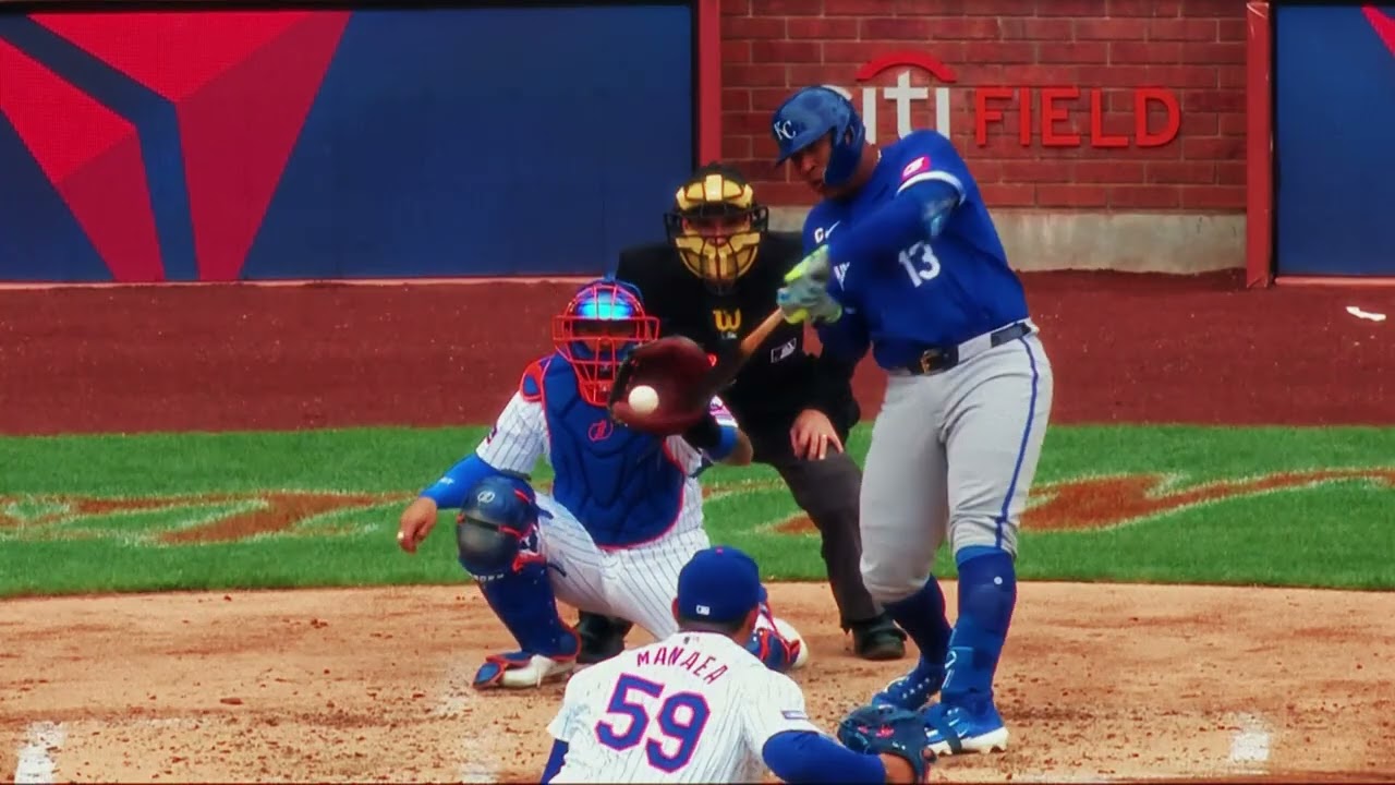 Salvador Perez | Kansas City Royals Home Run King