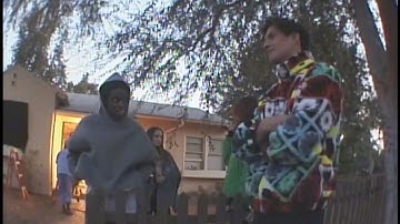 Omar Apollo - Invincible feat. Daniel Caesar (BTS)