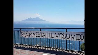 Napoli É Subulado Spagnolo... Omaggiò A Cìttà Cchiu Bellà Ro Munno