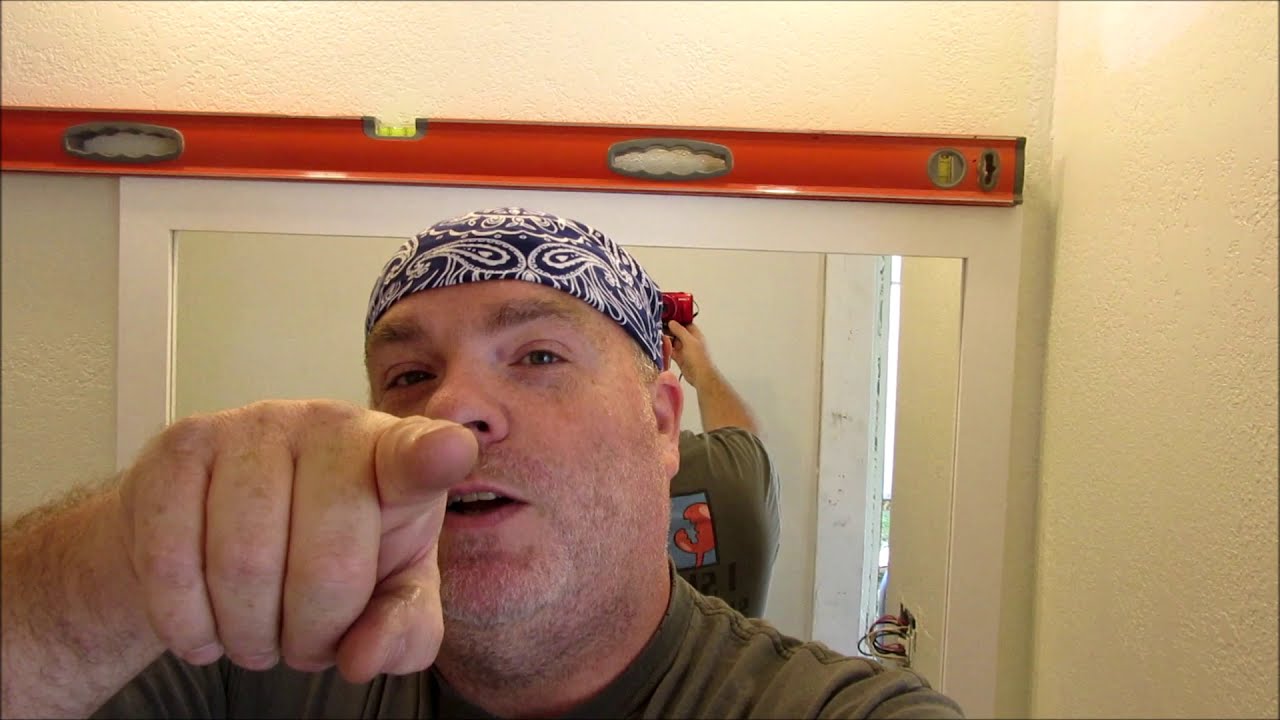 AN EASY WAY TO HANG A MIRROR LEVEL YouTube