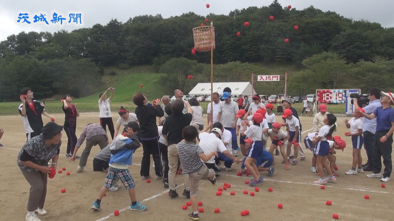 茨城新聞 熱い絆 最後の運動会 本年度閉校の高萩 君田小 中