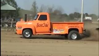 2wd Truck Pulling @ Pilot Grove Missouri 2007 BoneSaw