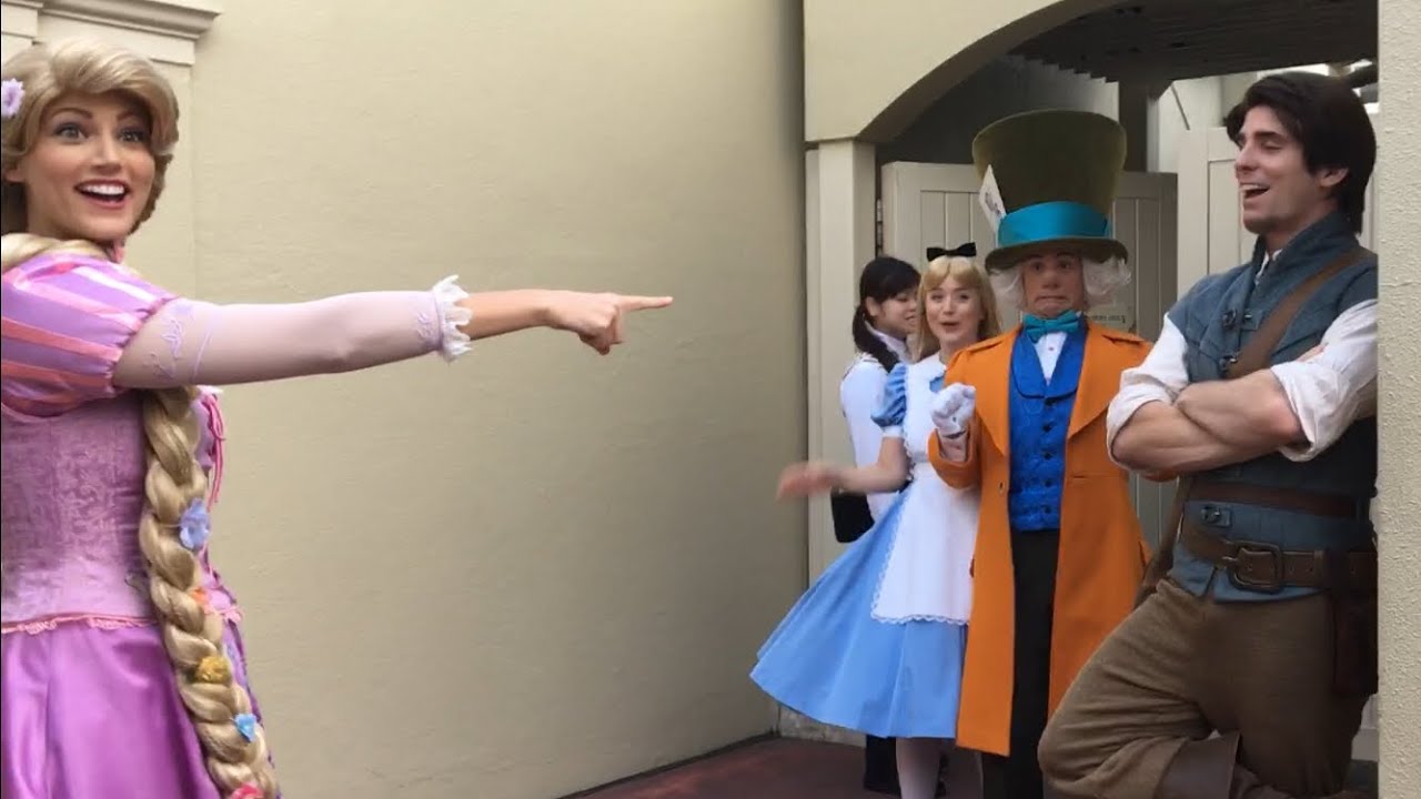 ラプンツェルが帰ろうとした時にフリグリに向かうフリンと出会う‼︎