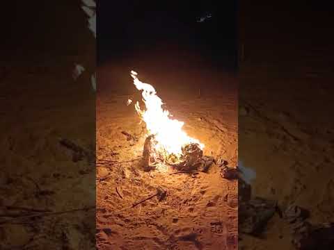 Bonfire #camping #desertcamping #uae #uaelife #uaedubai #mydubai #dubai #dubaivlog #desert