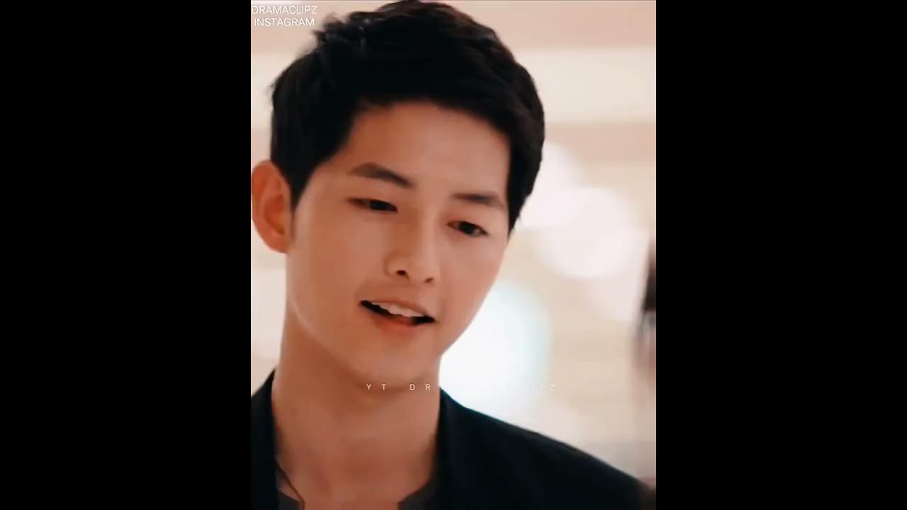 Descendants of the Sun - EP1  Song Joong Ki Knocks Song Hye Kyo's Phone  Out Of Her Hand [Eng Sub] 