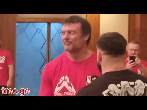 Devon vs Prudnik fighting MMA