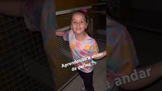 Aprendendo a andar de Patins 🛼 #viagens #crianças #mariaclarajp #aventura