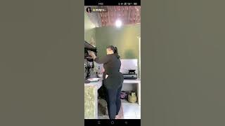 Isti SE xy bangget pake seragam olah raga