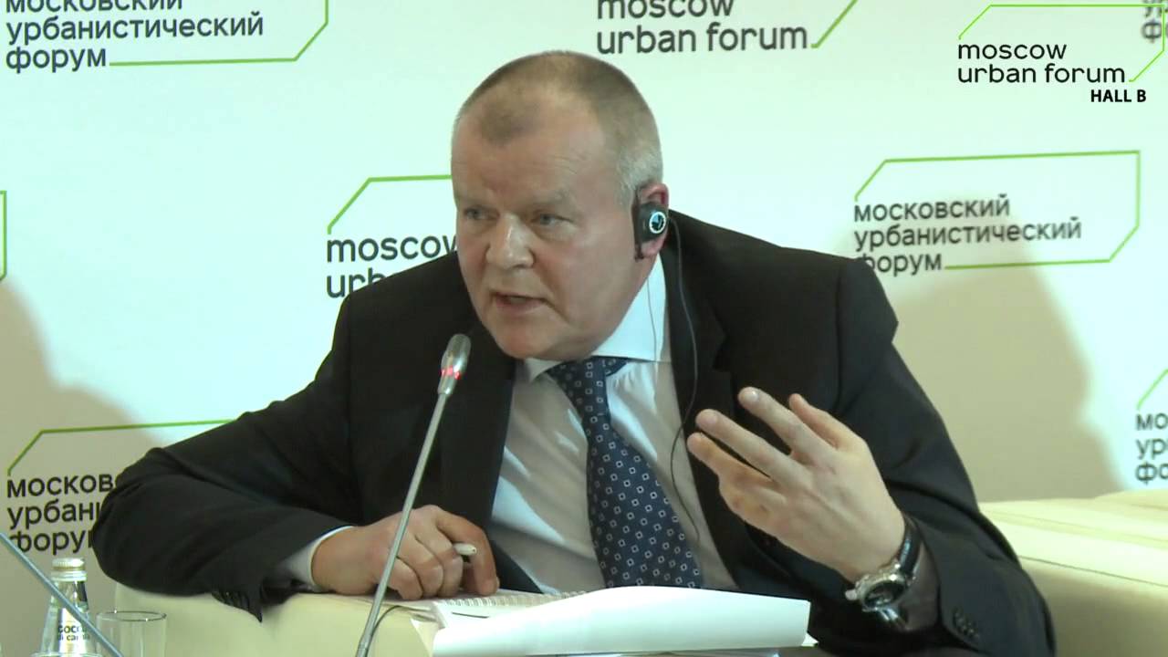 4 декабря 1998 День 2. Зал В. Сессия «Диалог культур как фактор городского развития»