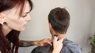 Cleaning Up a Hairline | A Guide to Trimming Men's Hair Between Haircuts