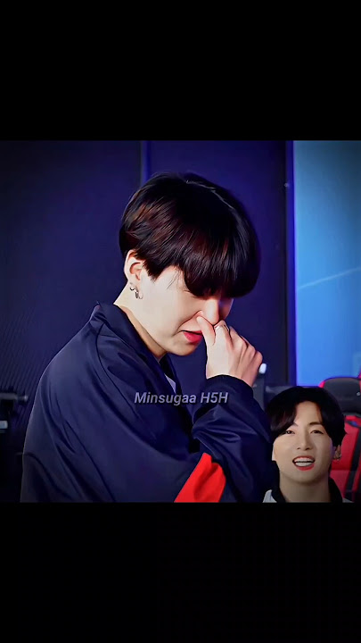 SUGA's Swag mode on 🔥😎👑 #suga #bts