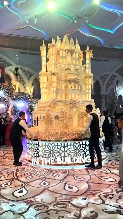 The most expensive wedding cake ever 😱