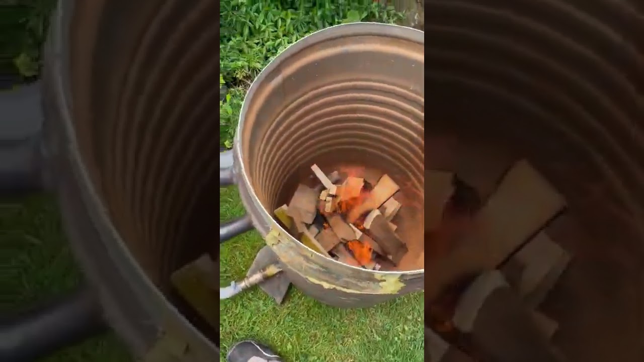 Watch Poolheizung mit einem alten Warmwasserspeicher. on YouTube Watch Poolheizung mit einem alten Warmwasserspeicher. on YouTube
