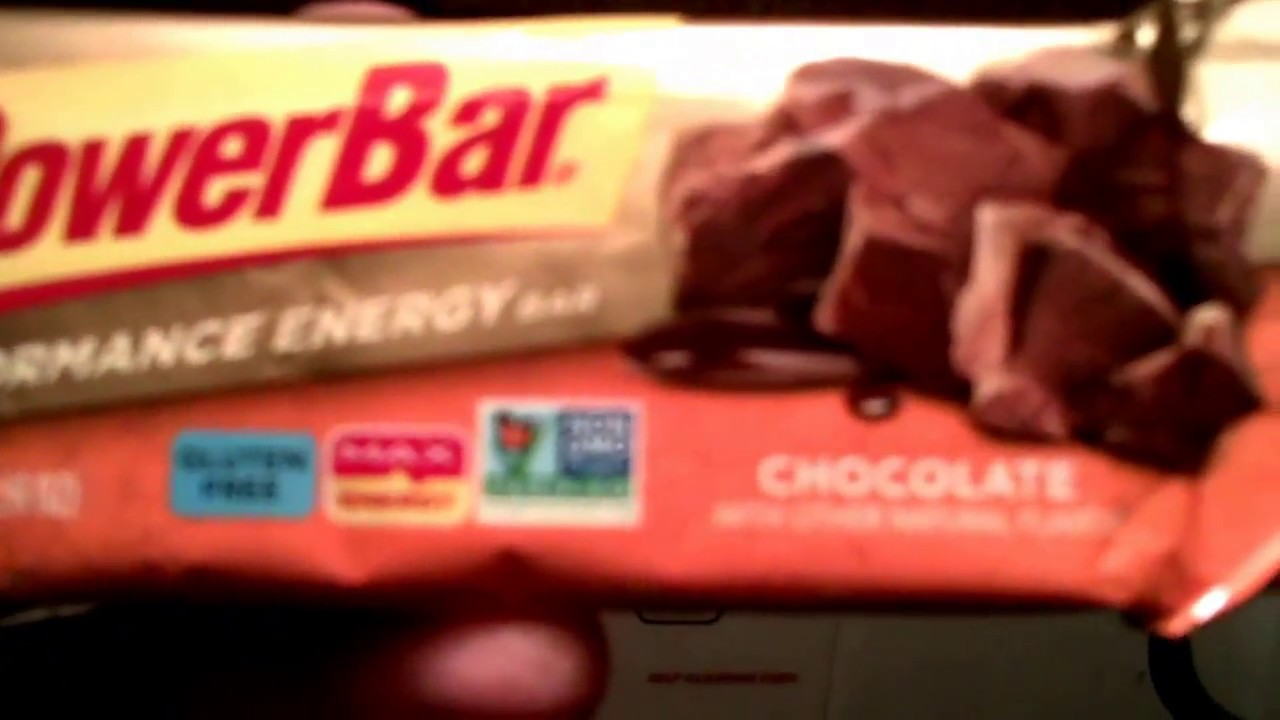bariloche clima Review of PowerBar performance chocolate energy bar.