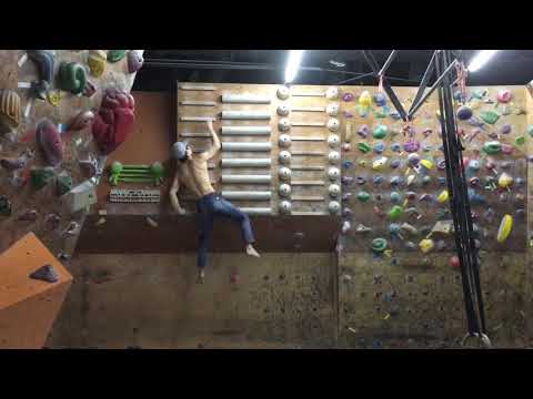 Campus Board (1-9) Training for Climbing