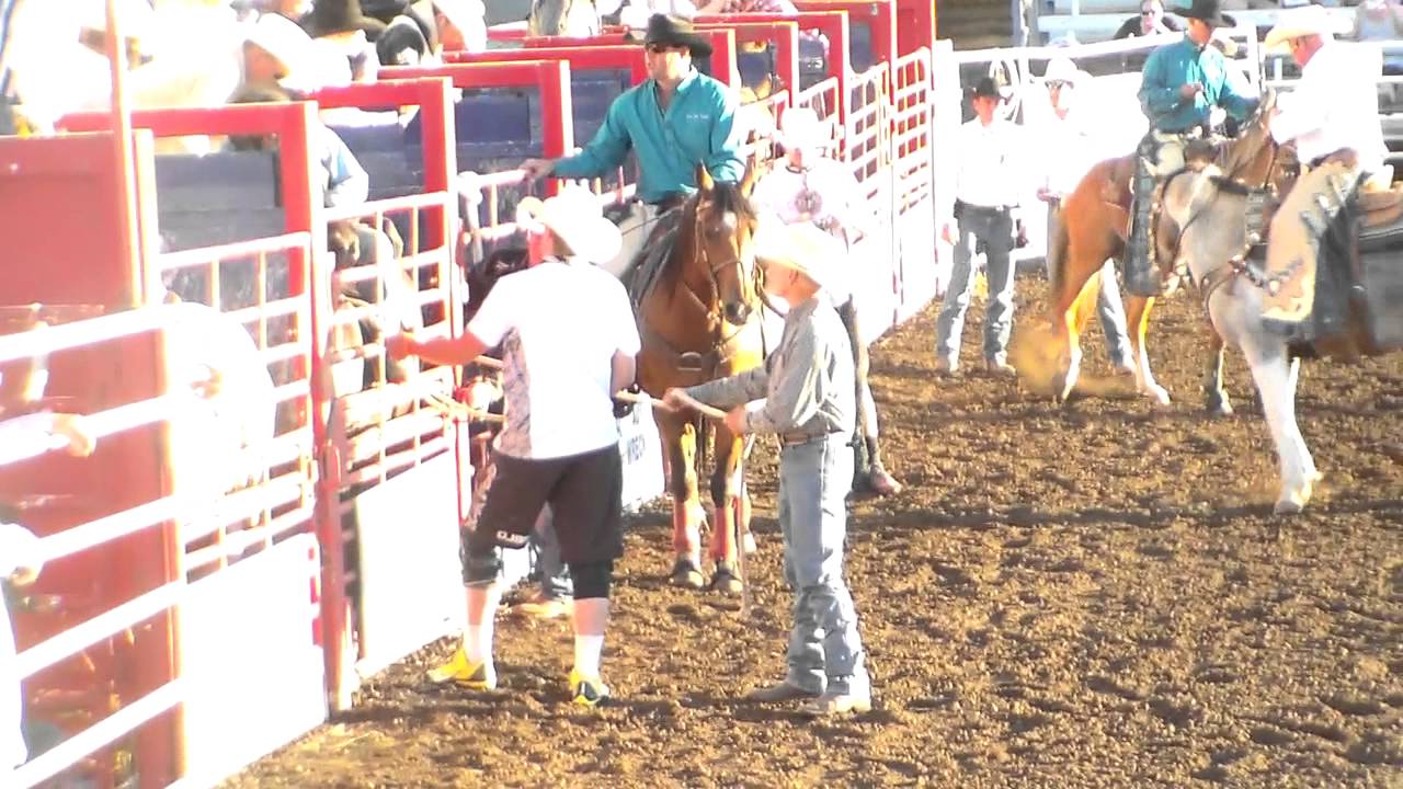Kyle Bounds Eugene Pro Rodeo 7-3-15 - YouTube