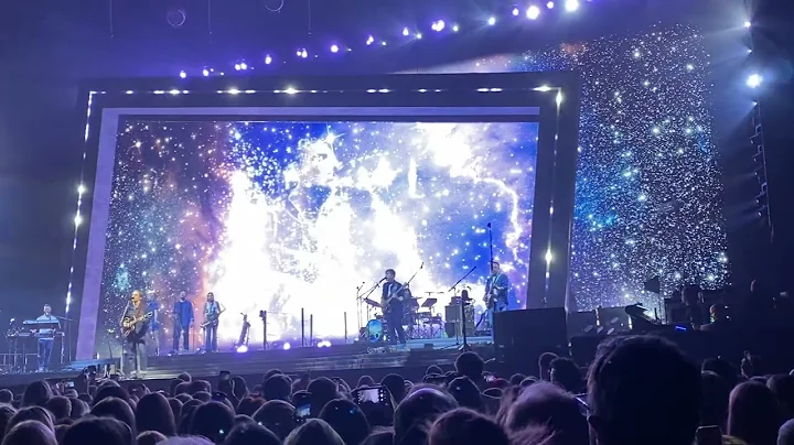 George Ezra - Dance all over me