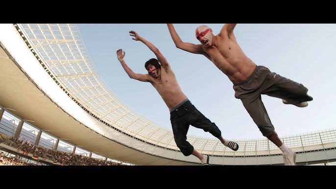 Na pele de um espião israelita. Sacha Baron Cohen troca comédia