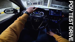 4K NIGHT | 2022 Toyota Camry 2,5 HYBRID Executive VIP | POV Test Drive #08 POVthusiast