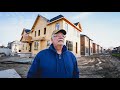 Visitando una Obra de un NUEVO BARRIO EN CONSTRUCCIÓN 🏘️ | ¿Cómo se Construyen las Casas en Canadá?