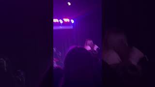 Jessica Baio￼ singing ￼Bad Tattoo live