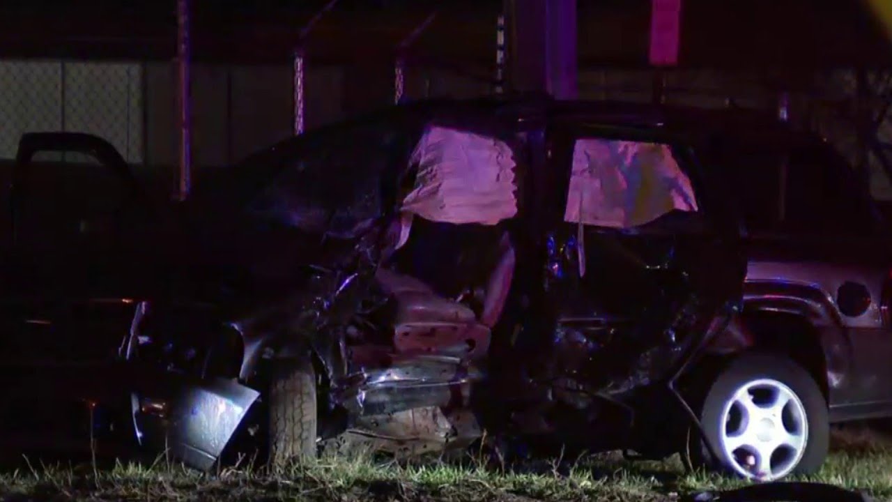 One dead, two in critical condition after car crash - YouTube