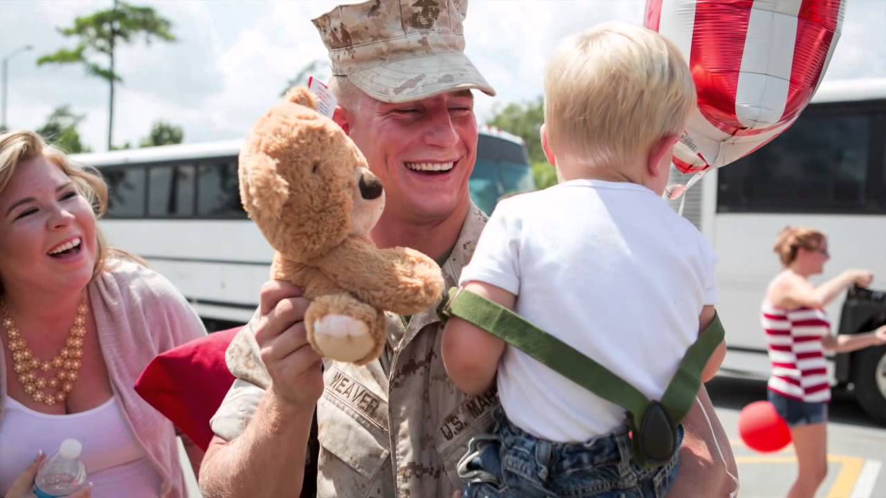 Copy of Military Homecoming | Weaver Family