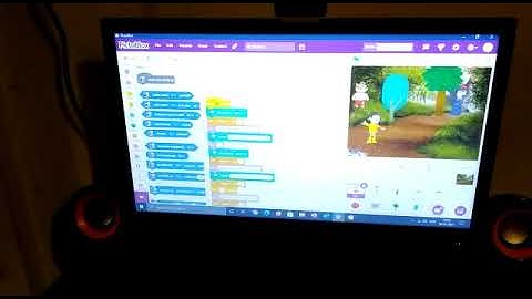 How to make animated story in pictoblox