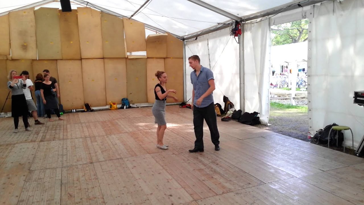 Reverse swing out, circle and 4-count send out, Pontus and Isabella