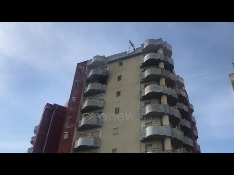 Video: Ballkon Francez (84 Foto): Ballkon I Falsifikuar Në Hrushov Me Dyer, çfarë është, Pamje, Perde Dhe Dekor