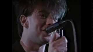 Video thumbnail of "Echo and The Bunnymen - Going up - With a Hip (Live)"