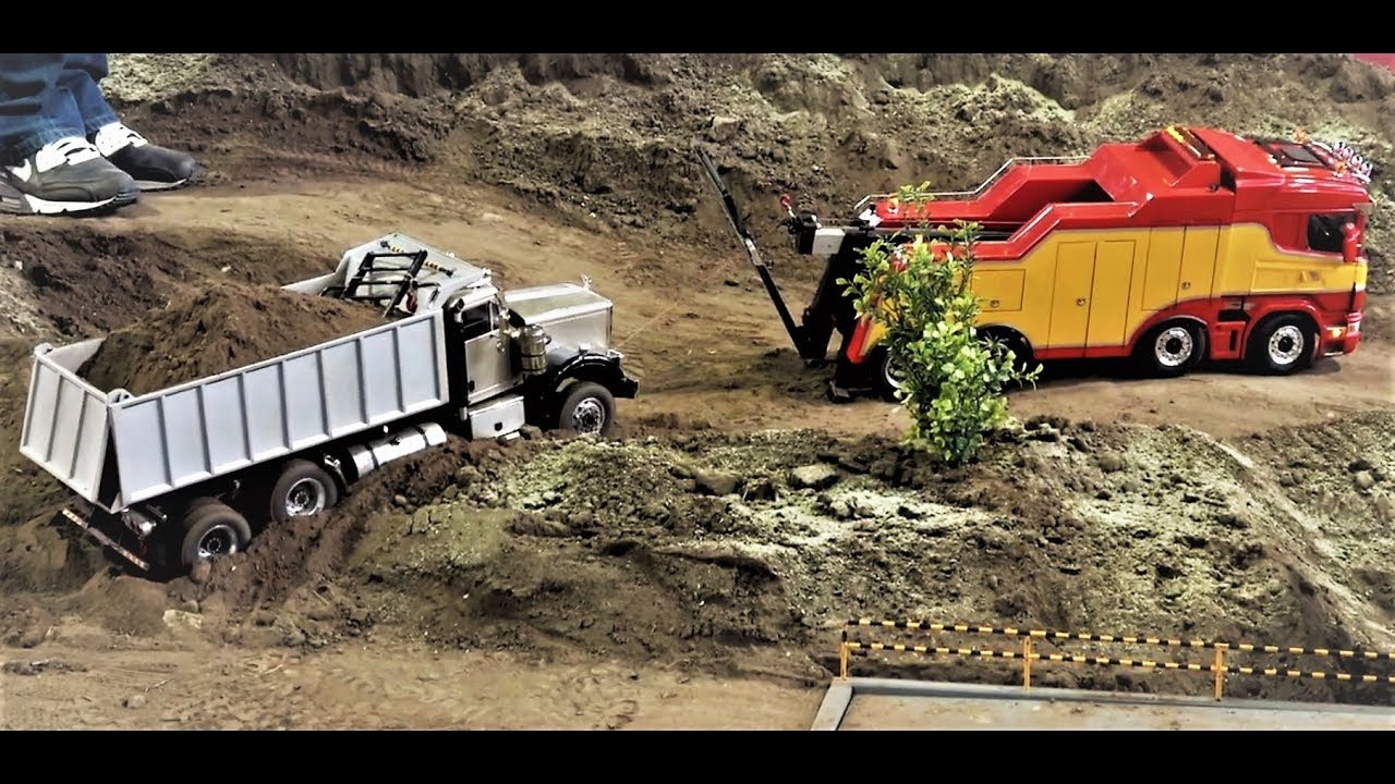 Stuck RC Truck rescue and other RC Truck scenes - YouTube