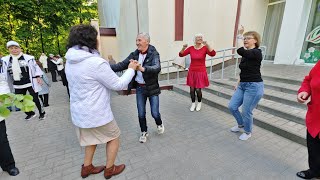 12.05.24Г...и Снова Зажигаем Под Казахский Хит В Гомельском Парке...