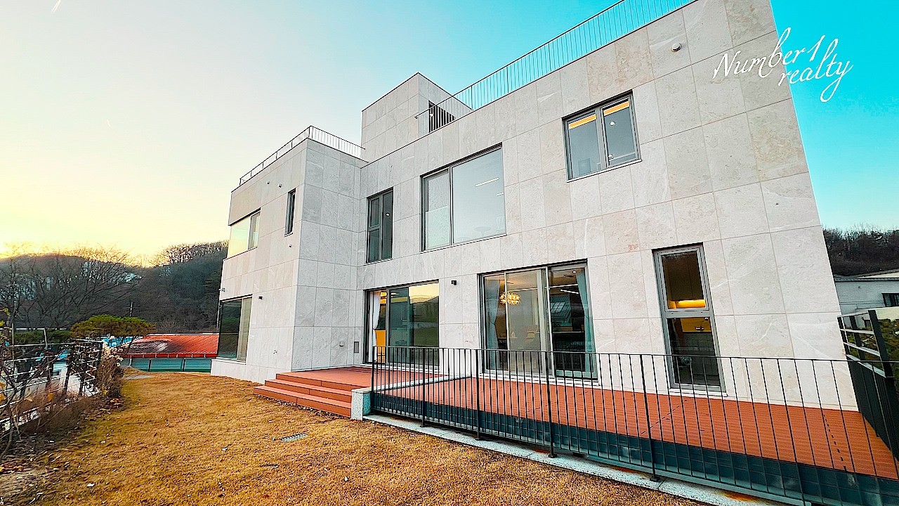 용인 포레피아 더 레이크 외관부터 내부까지 완전히 럭셔리함을 느낄수 있는 고급타운하우스 WOW~!!할인분양 진행중 서두르세요~!!