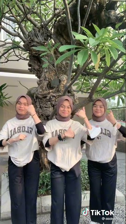 kompak banget KK DDD tik tok kak Dita Dina Dini kembar 3 viral part (10)