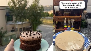 cake in 5 minutes #chocolate cake 🎂 chocolate chip #choclate cake with chocolate frosting 