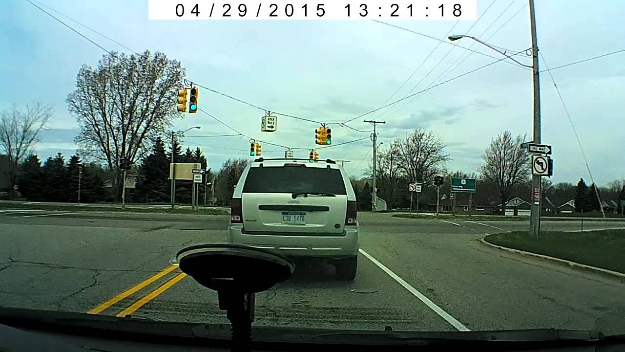 Semi-truck blows through red light USA 2015-04-29 - YouTube