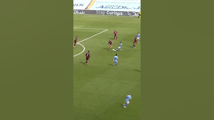 Kalvin Phillips STOPS Man City & shows genius vision!