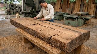 Everyone Thought This Piece Of Wood Was Worthless! Until This Guy Appeared And Created A Masterpiece