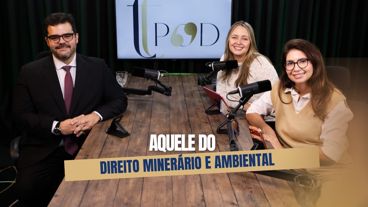 Aquele do direito Minerário e Ambiental