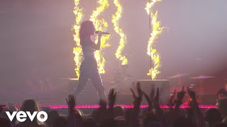 Video thumbnail of "Halsey - Nightmare (Live From The Armory)"