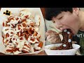 처갓집 슈프림양념치킨 소스 대박..  Boneless chicken and Jjajang.. doanm Cinema Mukbang DoNam 시네마먹방